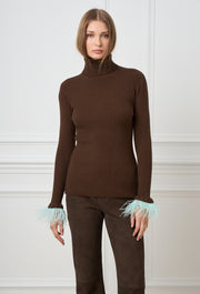 Feather Knitted Turtleneck Brown