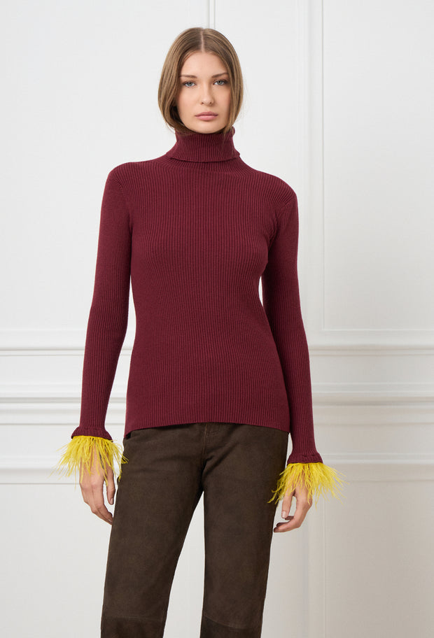 Feather Knitted Turtleneck Burgundy