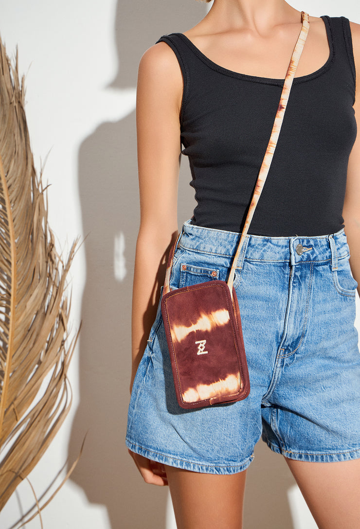 Nomad Leather Phone Bag Wine