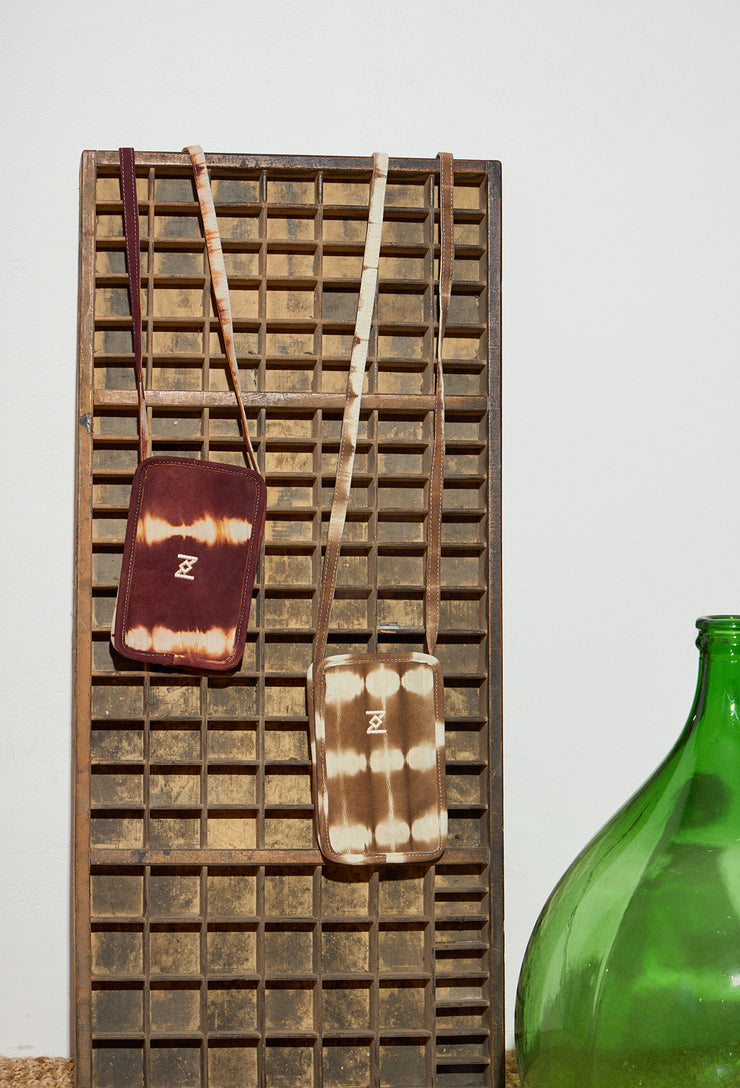 Nomad Leather Phone Bag Wine